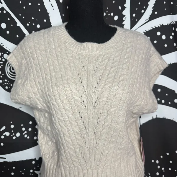 Sincerely Jules Cream Sweater Vest Sz M - Image 2