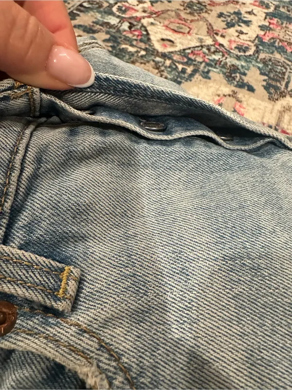 Levis cutoff Shorts Blue Denim Women's 27 - Image 9