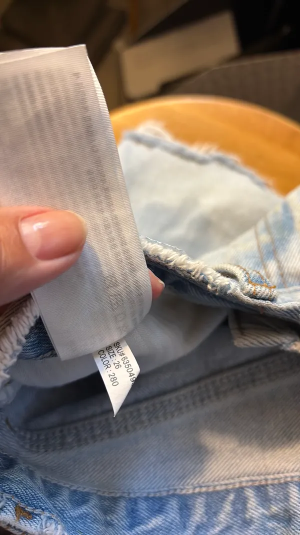 Abercrombie and Fitch denim cut off shorts - Image 12