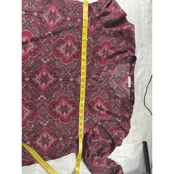 Maurices Women's XL Pink Paisley Boho Blouse Roll-Tab Sleeve V-Neck Tunic - Image 6