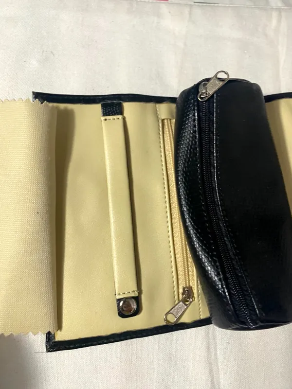 Vintage J Weight Designs Black Jewelry Roll Travel Case Organizer W/ ZipperPouch - Image 4