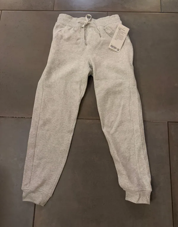 Lululemon Scuba Joggers - Image 4