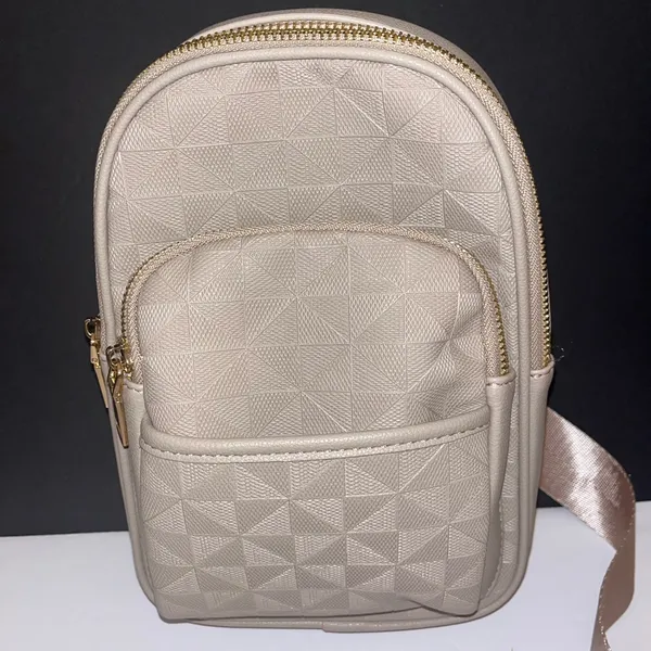 Leathered Cream Sling Crossbody Bag with Gold Accents - Image 3
