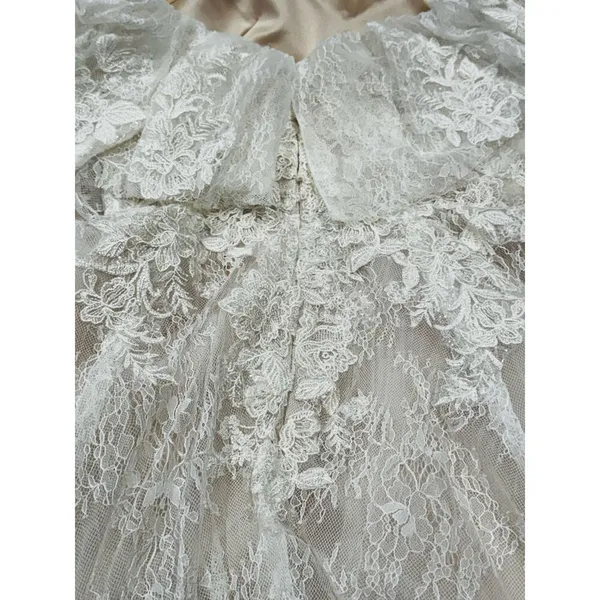 Theia Imelda off-the-shoulder embellished Chantilly Ivory lace bridal gown sz O - Image 12