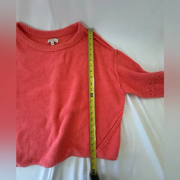 Lucky brand women’s size large bright coral crewneck sweater - Image 5