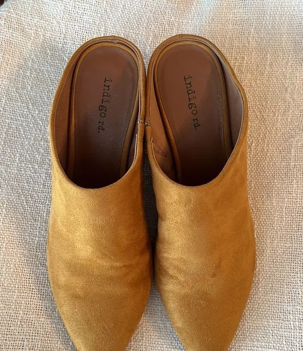 Suede mule boots 🥾 Size 7 - Image 3