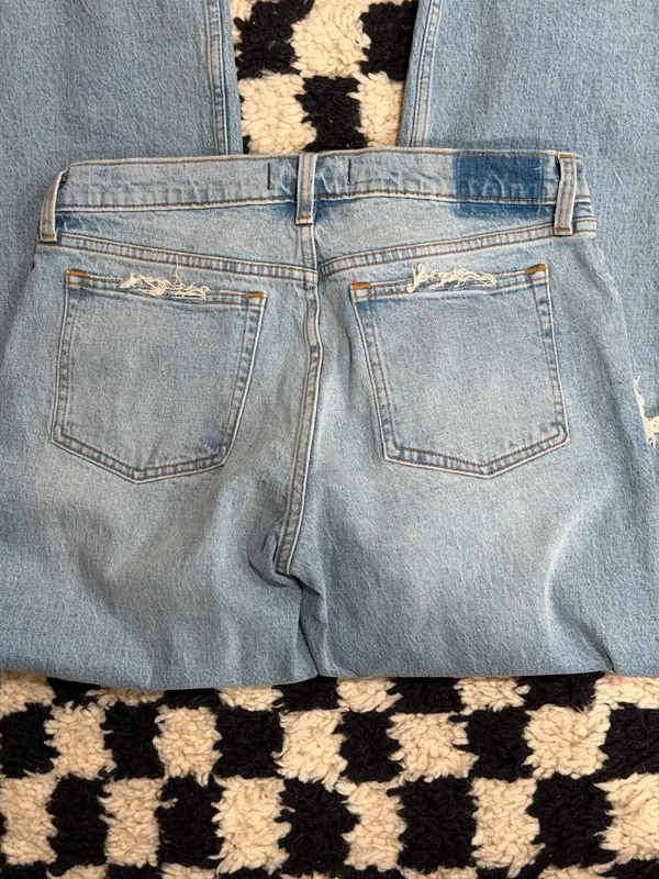Abercrombie Curve Love 90s Ultra High Rise Straight Jeans - Image 4