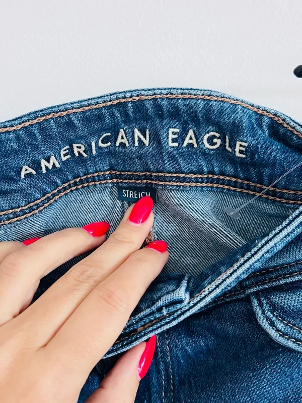 American Eagle Pleated Denim Mini Skirt • Y2K Preppy - Image 2