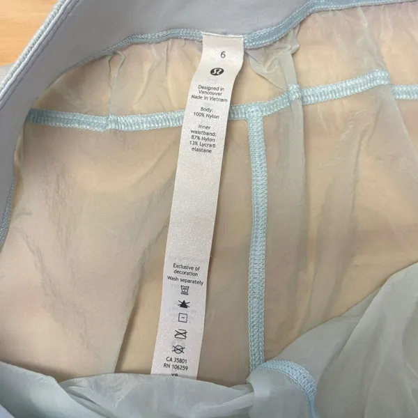 Lululemon Step Out High Rise Short 3" Ocean Air Color Layer Overshorts 6 LW7BO4S - Image 8
