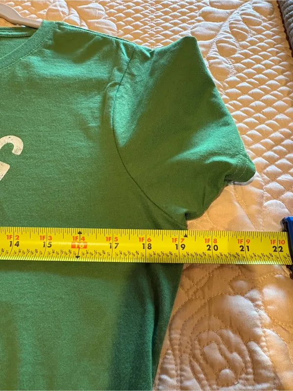 Port & Company gardening enthusiasts t-shirt punny phrase "Hoeing Ain't Easy” M - Image 6