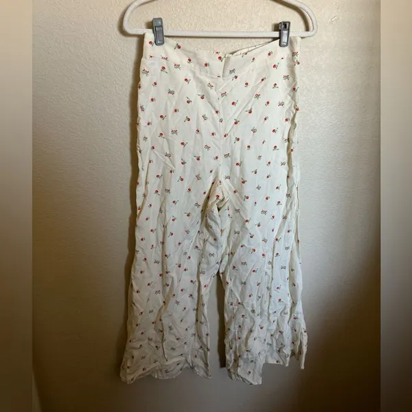 Anthropologie Feather Bone Talese Wide Leg Linen Blend Cherry Print‎ Pants Sz 6 - Image 3