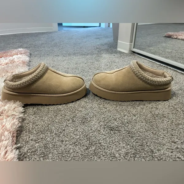 Altar'd State Tan Slippers - Image 5
