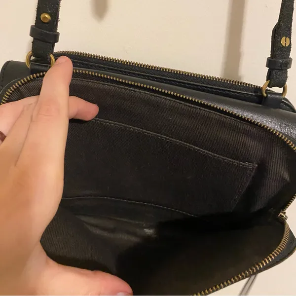 Madewell Black Leather Crossbody Purse - Image 7