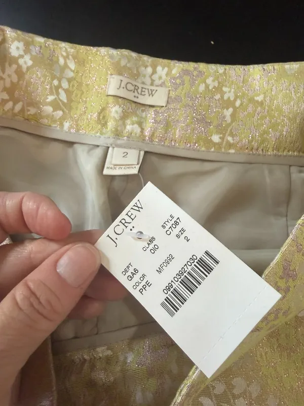 J. Crew Yellow Green Gold Brocade Metallic Shorts Size 2 NWT New - Image 5