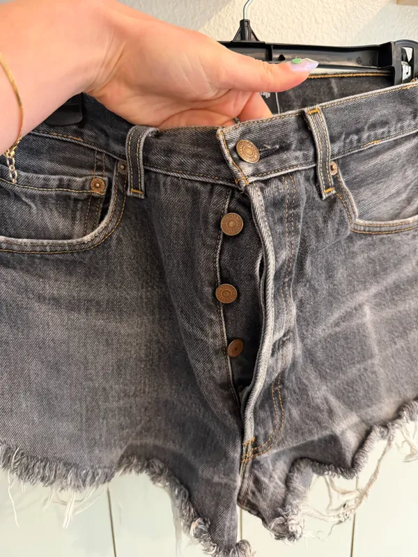 Levi’s Shorts American Vintage - Image 3