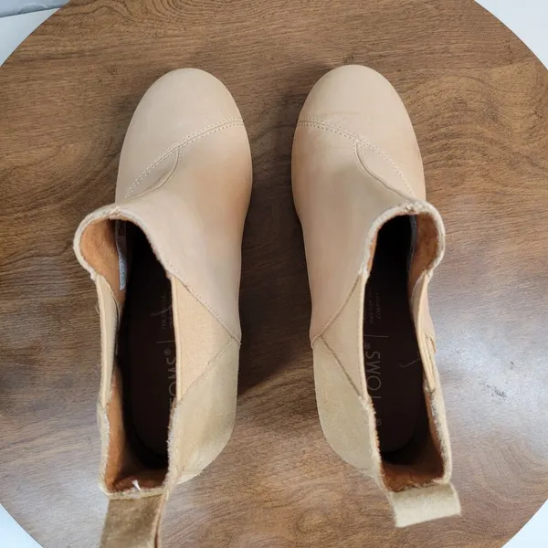 Toms Womens Kelsey Booties 6 Beige Leather Suede Round Toe Slip On Ankle Wedge - Image 9