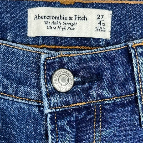 Abercrombie & Fitch women’s the ankle straight ultra high rise jean size 27 - Image 2
