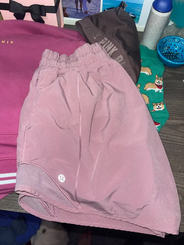 Lululemon Hotty Hot Shorts 4” - Image 2