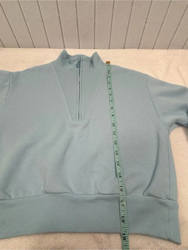 Victoria's Secret Cropped Light Blue Half-Zip Pullover Sweatshirt Size XS - Image 10