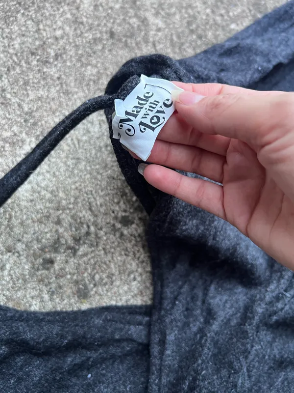E: Charcoal Gray Long Sleeve V Neck Backless Knit Midi Dress Size L Made in USA - Image 4