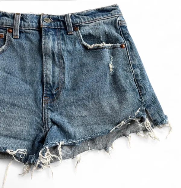 Abercrombie & Fitch The Mom Denim Shorts High Rise Distressed Blue 26 2 Beach - Image 3