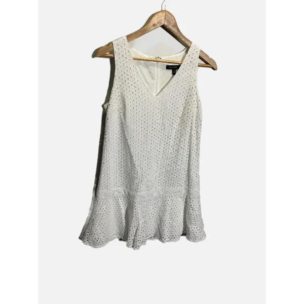 Banana Republic Eyelet Mini Dress Womens 2 White V-Neck Drop Waist Summer Lace - Image 2
