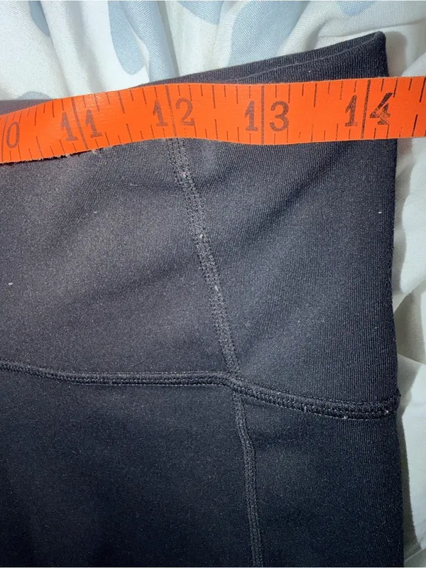 Fabletics Oasis PureLuxe High-Waisted Black Leggings with Side Pockets - Image 5
