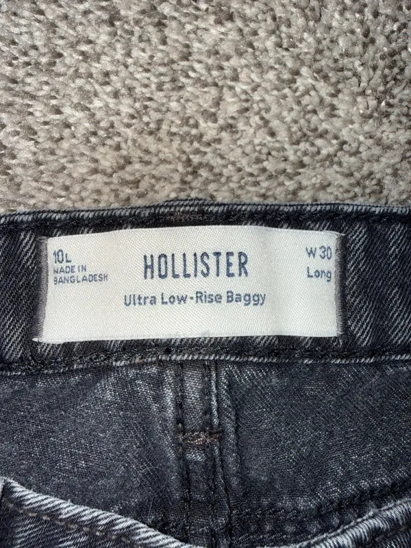 Hollister Ultra Low-Rise Baggy Jeans in Washed Black - Image 3