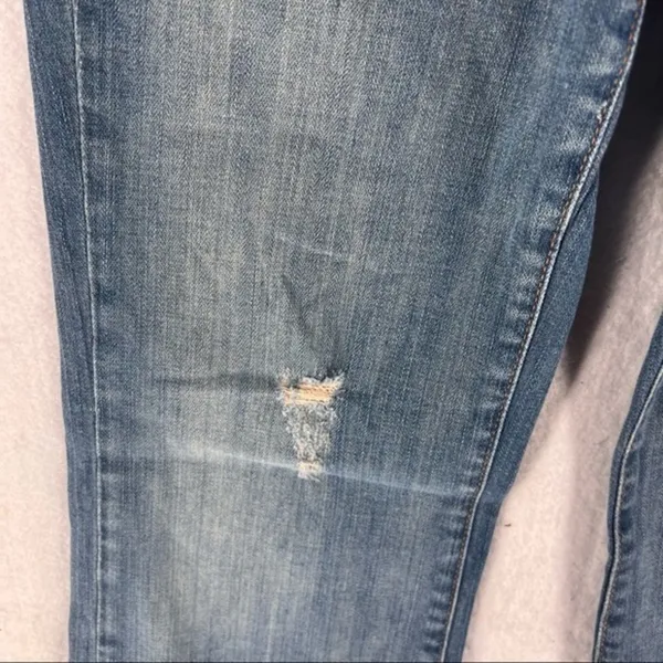 Manhattan Blues‎ Tribeca Distressed Denim Bootcut Jean Blue Size 8 - Image 6