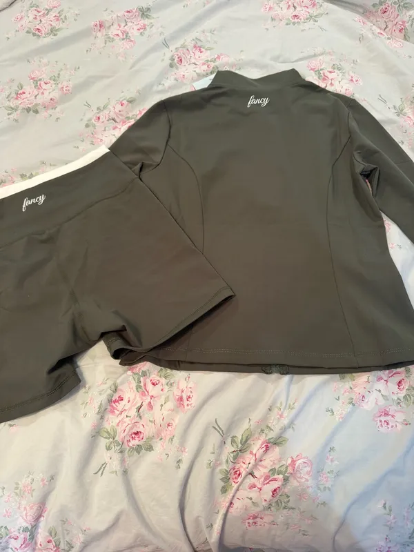 FANCY Jacket and Shorts Workout Set - Image 2
