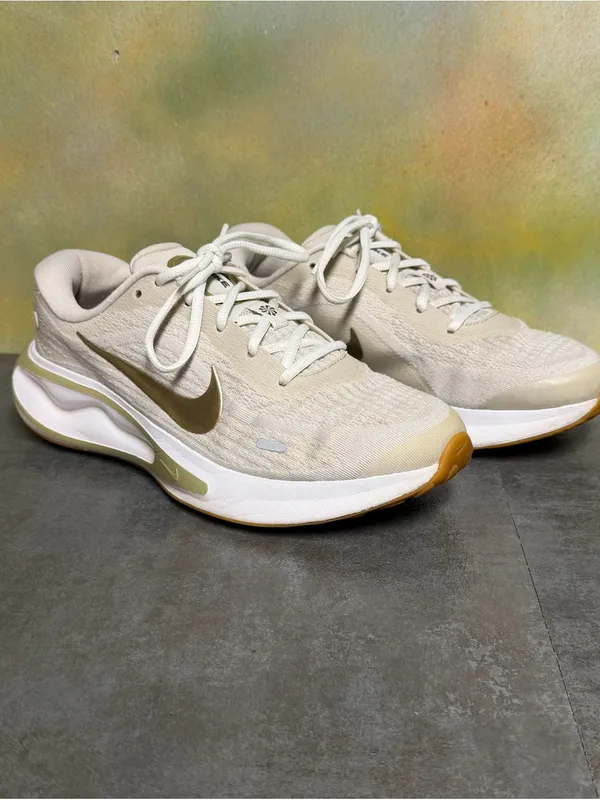 Nike Journey Run Women's Sneakers FJ7765-003 Phantom/Neutral Olive-Sail Size 9.5 - Image 2