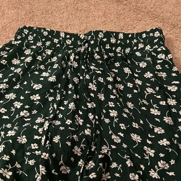 Princess Polly‎ green floral skirt 0 - Image 4