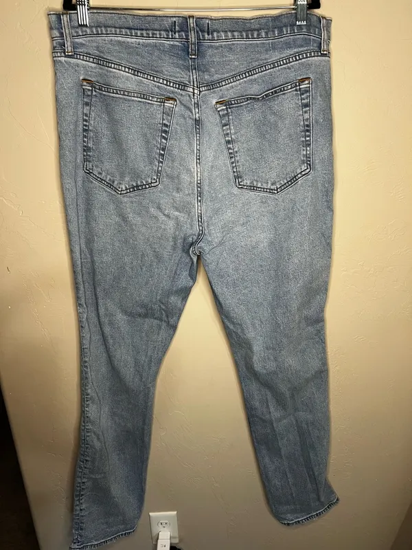 Abercrombie & Fitch 90’s Slim Straight Ultra High‎ Rise Long Denim Jeans - Image 10