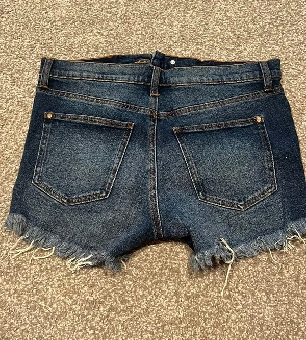 Jean Shorts - Image 4