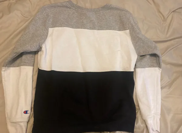 Sweatshirt - Image 3