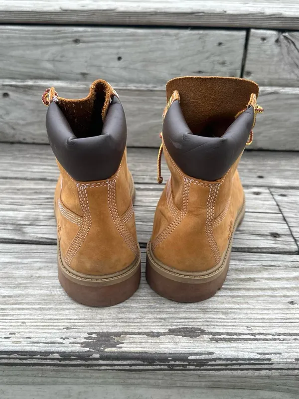 Timberland 6 Inch Premium Waterproof Boot 'Wheat' Nubuck Size 5.5 Women’s Size 7 - Image 5