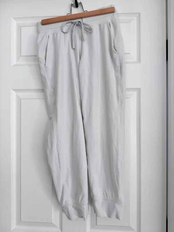Lululemon Ready to Rulu High-Rise Cropped Jogger - Image 3