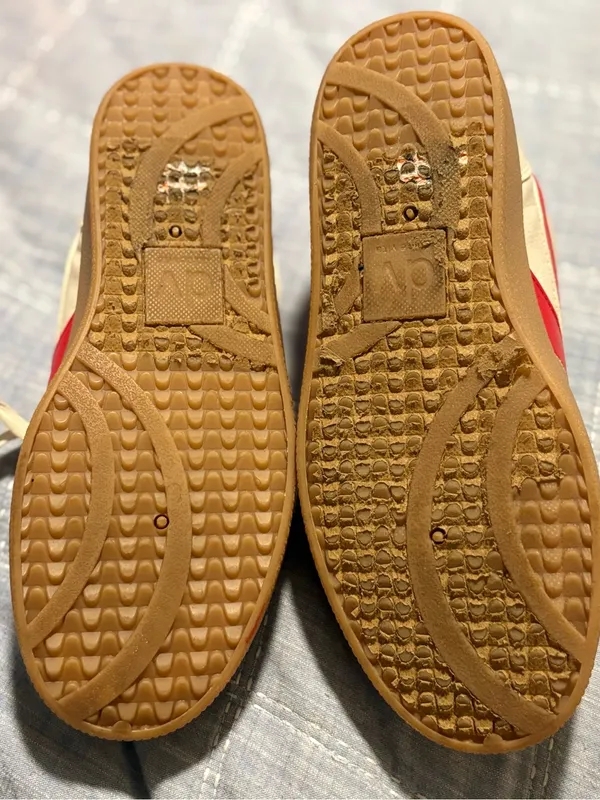 Dolce Vita Cream Sneakers with Red Accent and Gum Sole - Image 9