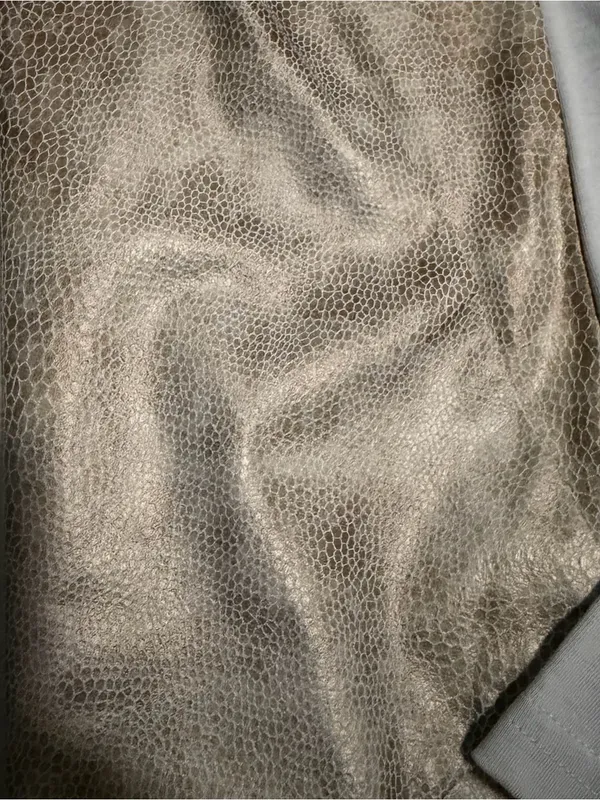 2000s vintage style cropped metallic snake animal print pattern shrug jacket - Image 4