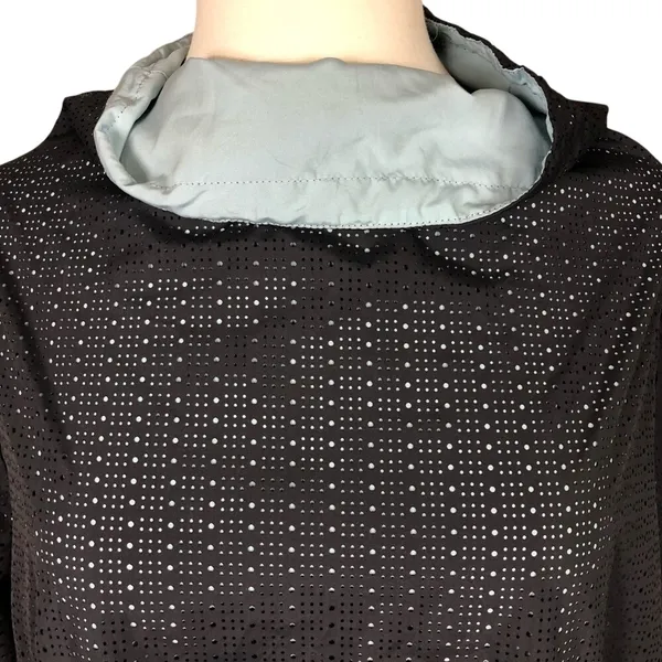 Fabletics‎ Womens Perforated Windbreaker Jacket Blue Hooded Medium athletic - Image 2