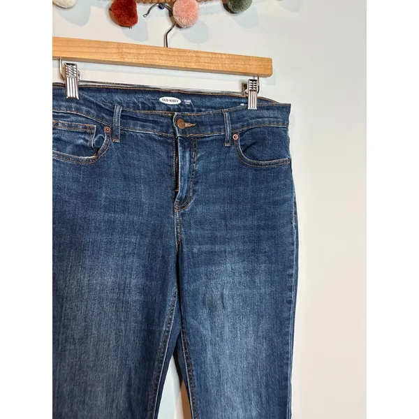 Old Navy dark wash Flare Ankle jeans - Image 4