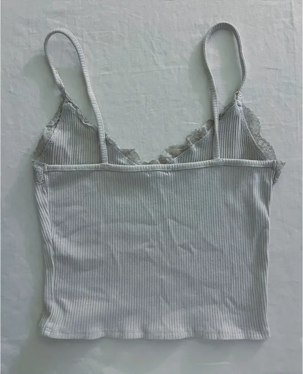 Garage White Cropped Tank Top - Size M (Runs Small) - Image 3