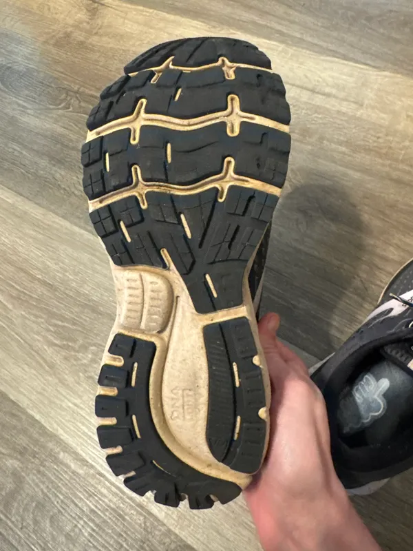 Brooks Ghost 13 Sneakers - Image 6