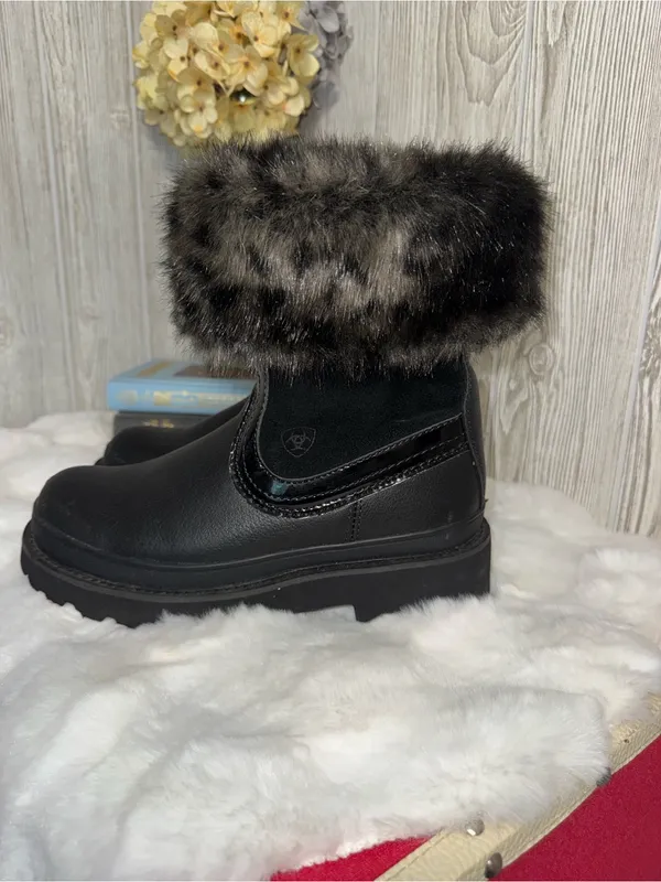 Ariat Fatbaby Black Faux-Fur Cuff Winter Boots - Image 2