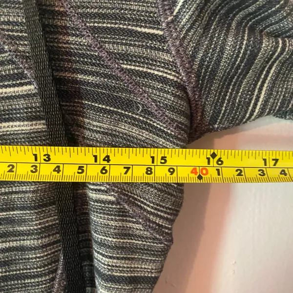 Lululemon Gray Hooded Define Jacket Heathered Stripe Full Zip Athleisure size 6 - Image 10