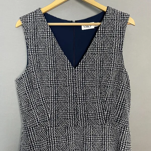 Eliza J. Women Dress 16 Navy Blue White Plaid V-Neck‎ Fit and Flare Sleeveless - Image 3