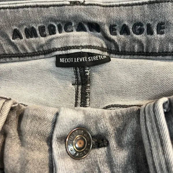 American Eagle Women’s Gray Next Level Stretch Cargo Pants 6 Short Utility - Image 8