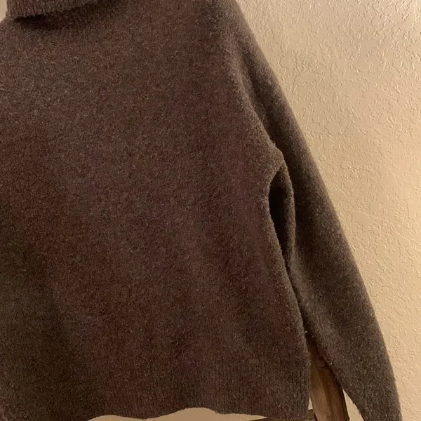 Green Turtlneck Sweater Wool Blend - Image 6