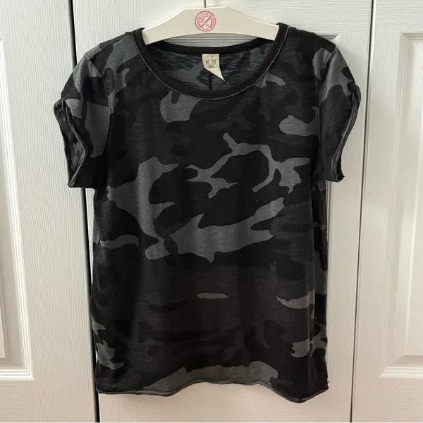 Free People Clare Black Camo Tee - Image 3
