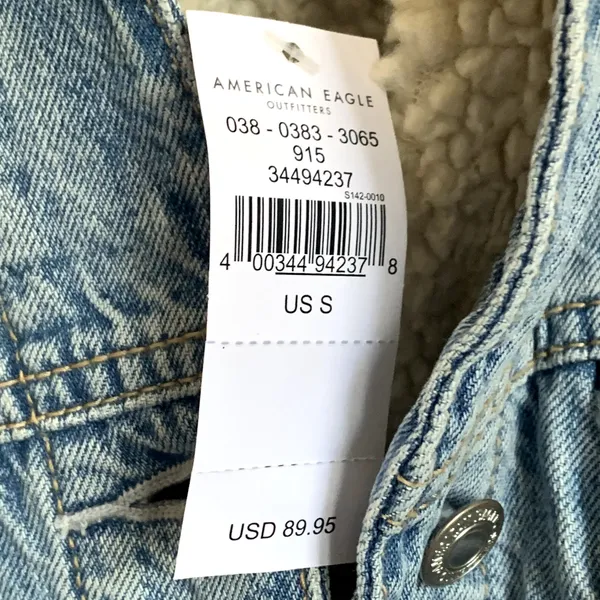 NWT American Eagle Outfitters Fleece Lined Trucker Denim Jacket in‎ Blue - Image 7